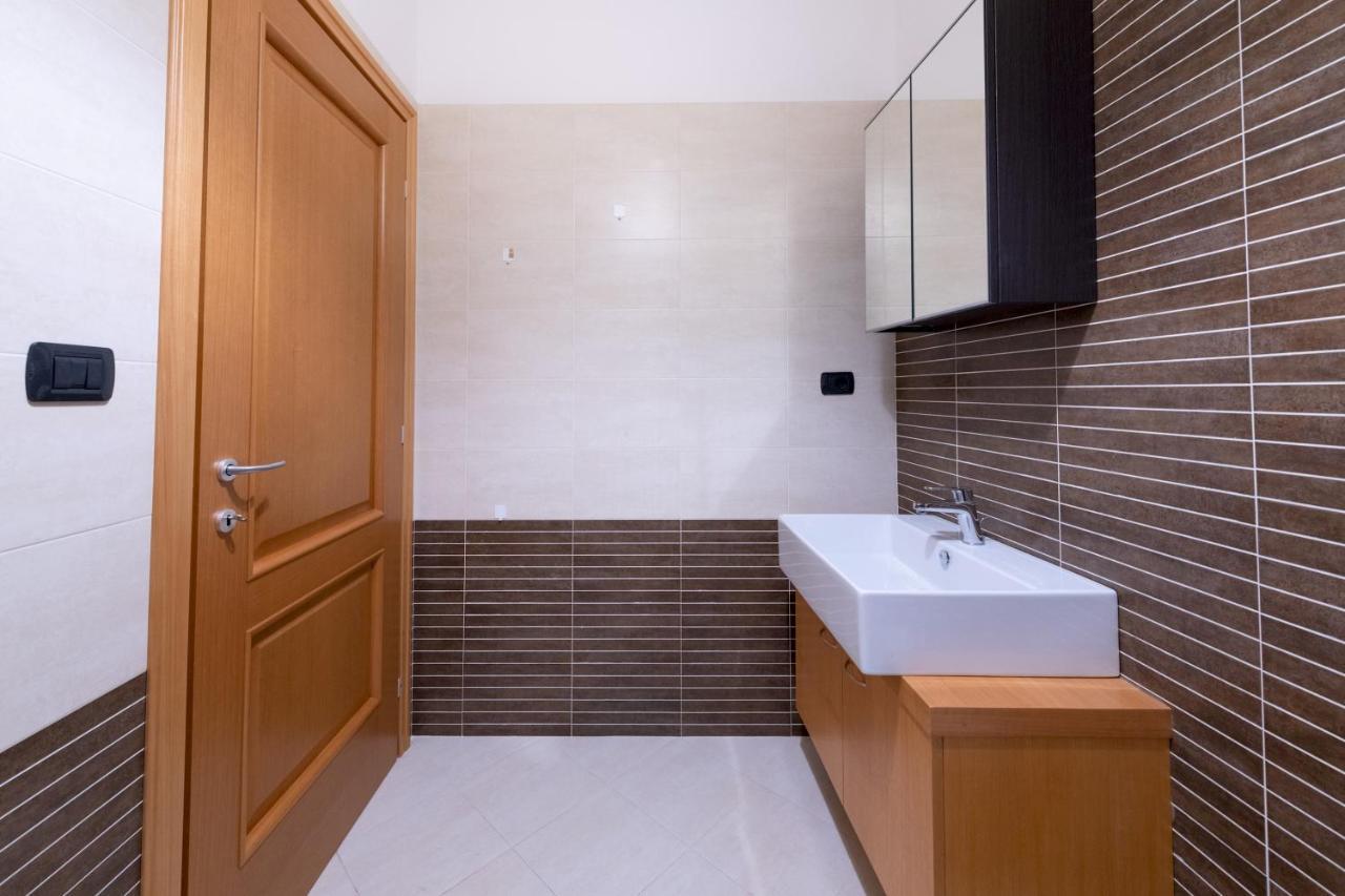 Casa Titty Apartment โรม ภายนอก รูปภาพ