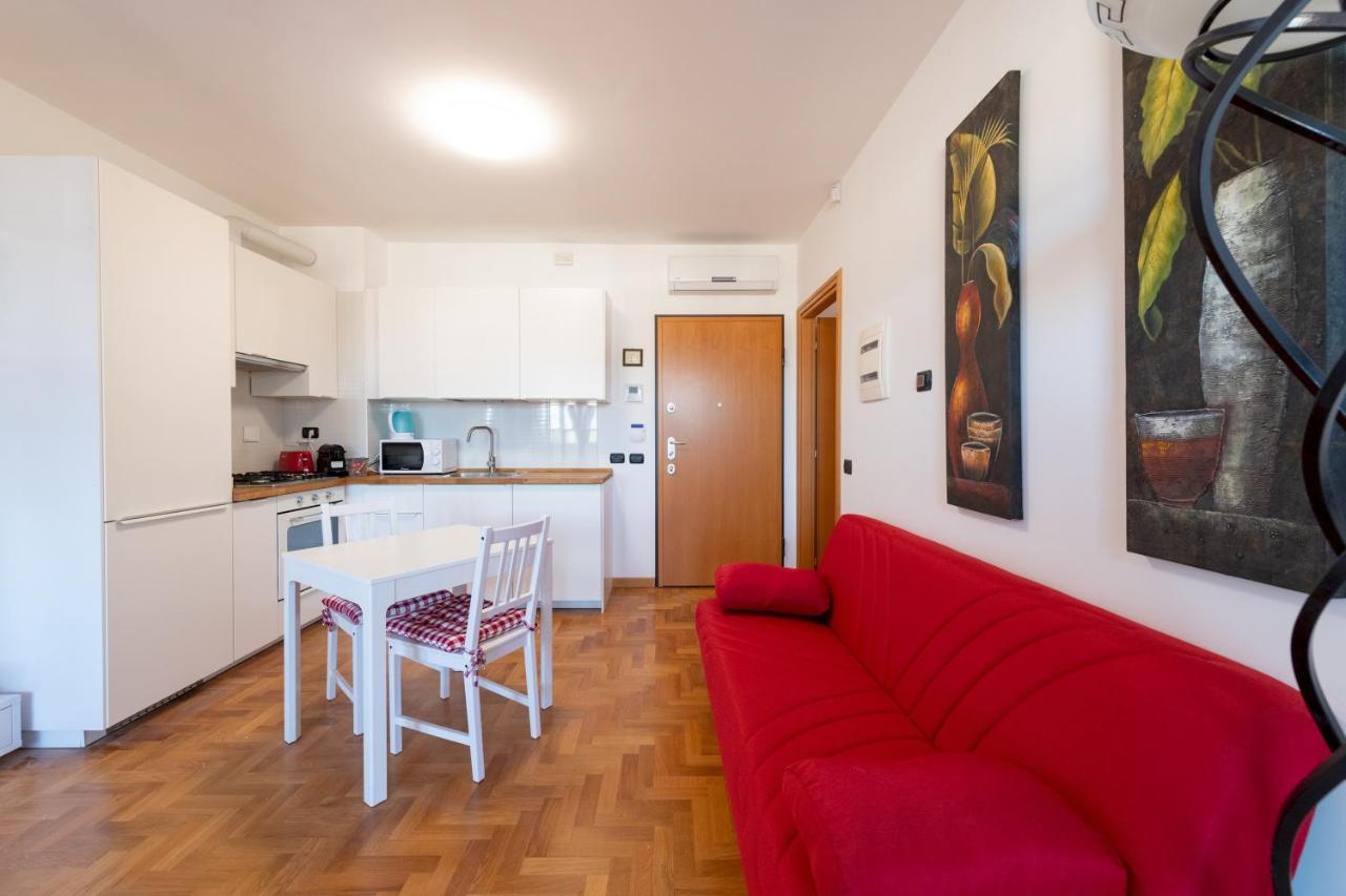 Casa Titty Apartment โรม ภายนอก รูปภาพ